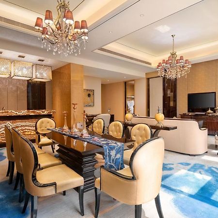 Отель Wanda Vista Dongguan Дунгуань Экстерьер фото