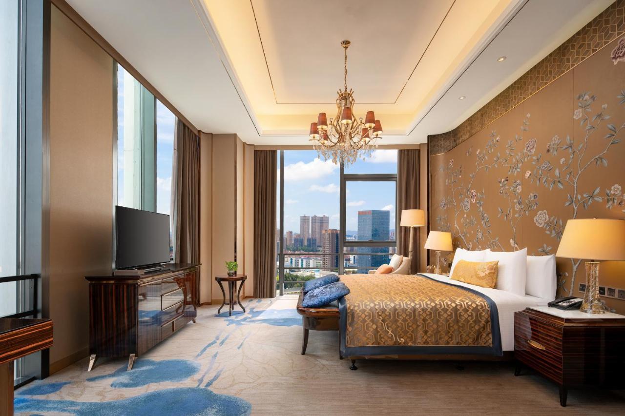 Отель Wanda Vista Dongguan Дунгуань Экстерьер фото