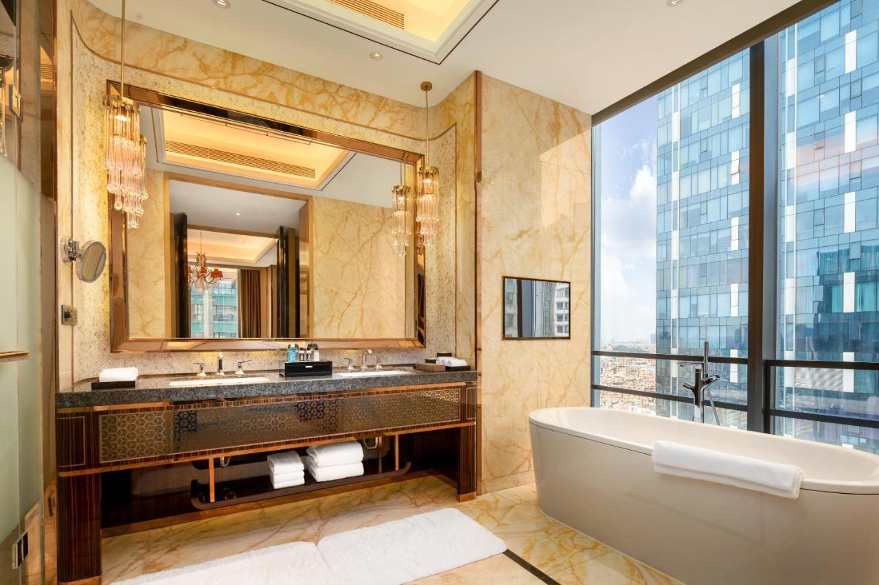 Отель Wanda Vista Dongguan Дунгуань Экстерьер фото