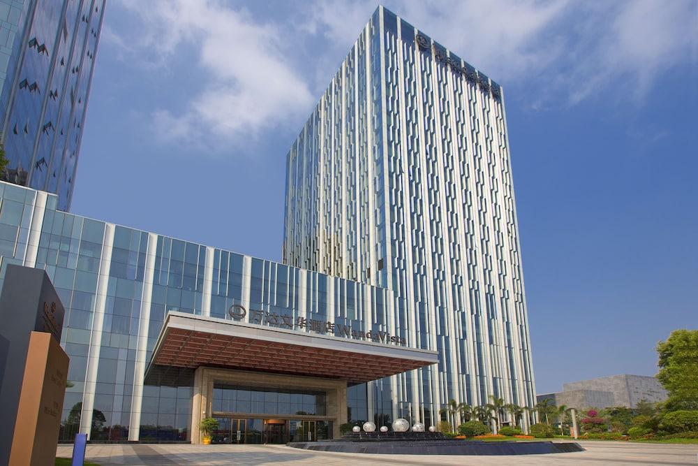 Отель Wanda Vista Dongguan Дунгуань Экстерьер фото