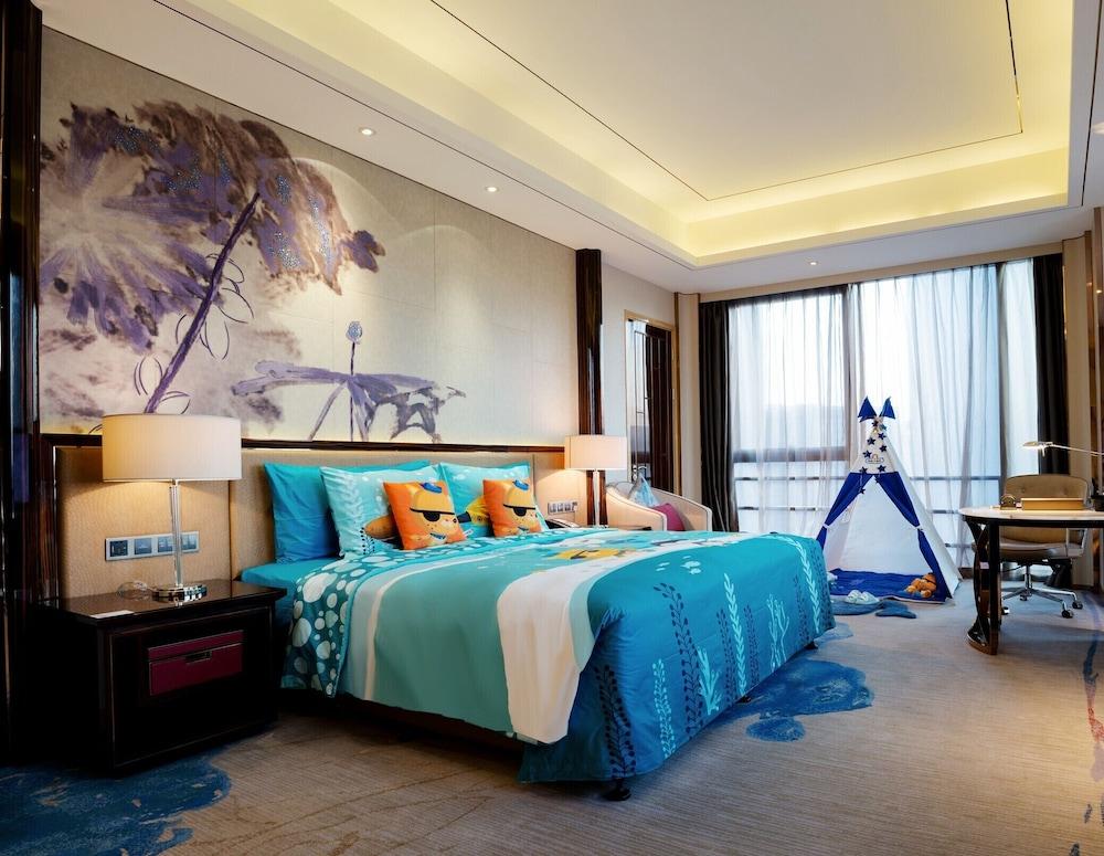 Отель Wanda Vista Dongguan Дунгуань Экстерьер фото