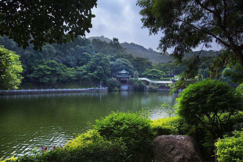 Отель Wanda Vista Dongguan Дунгуань Экстерьер фото